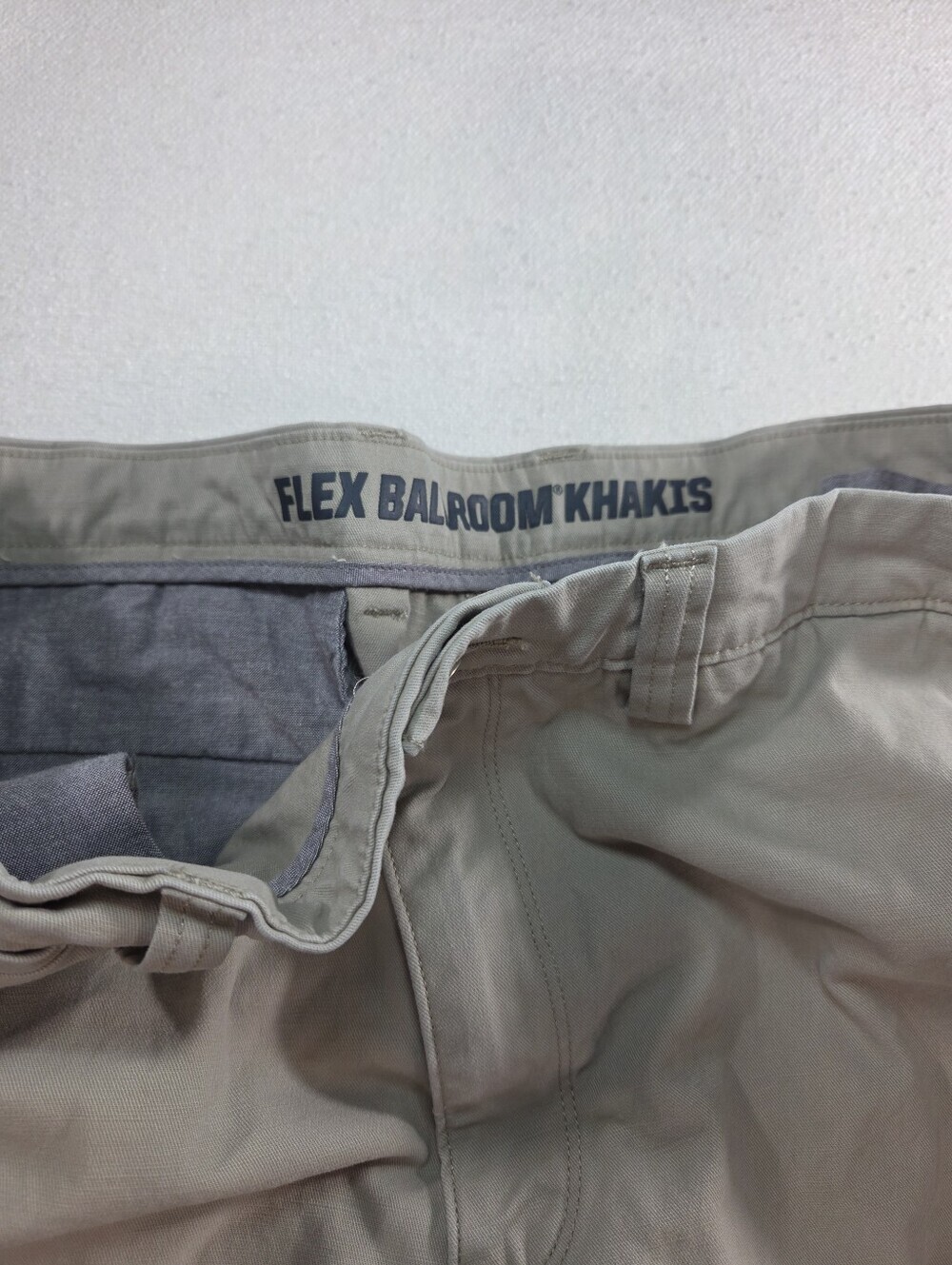 Duluth Flex Ballroom Khakis 36x28 - Picture 4 of 7